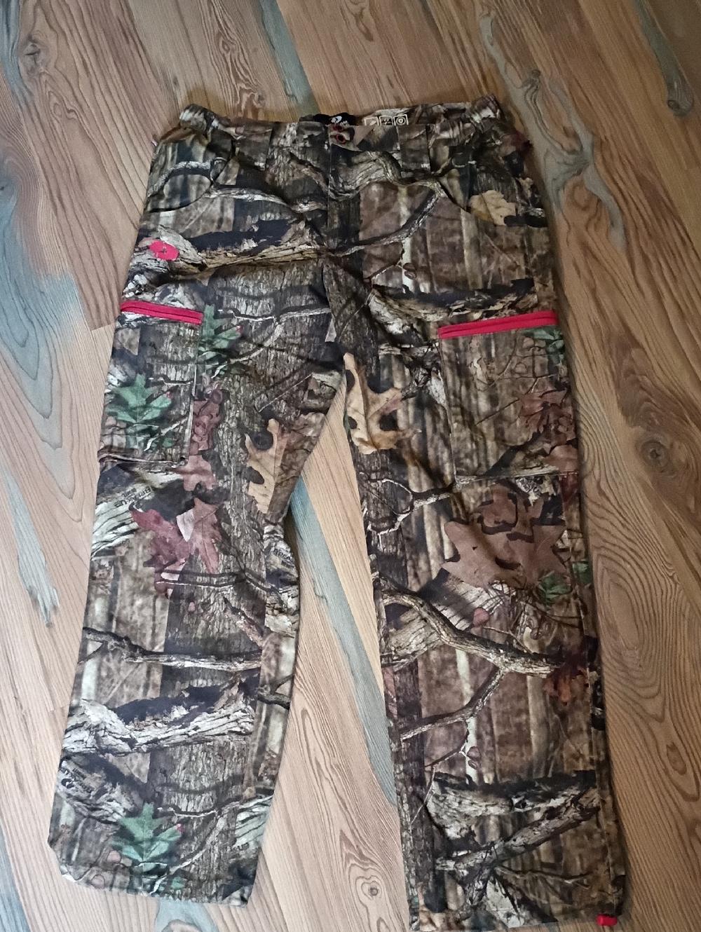 Mossy Oak Camo Pants with Red Lining